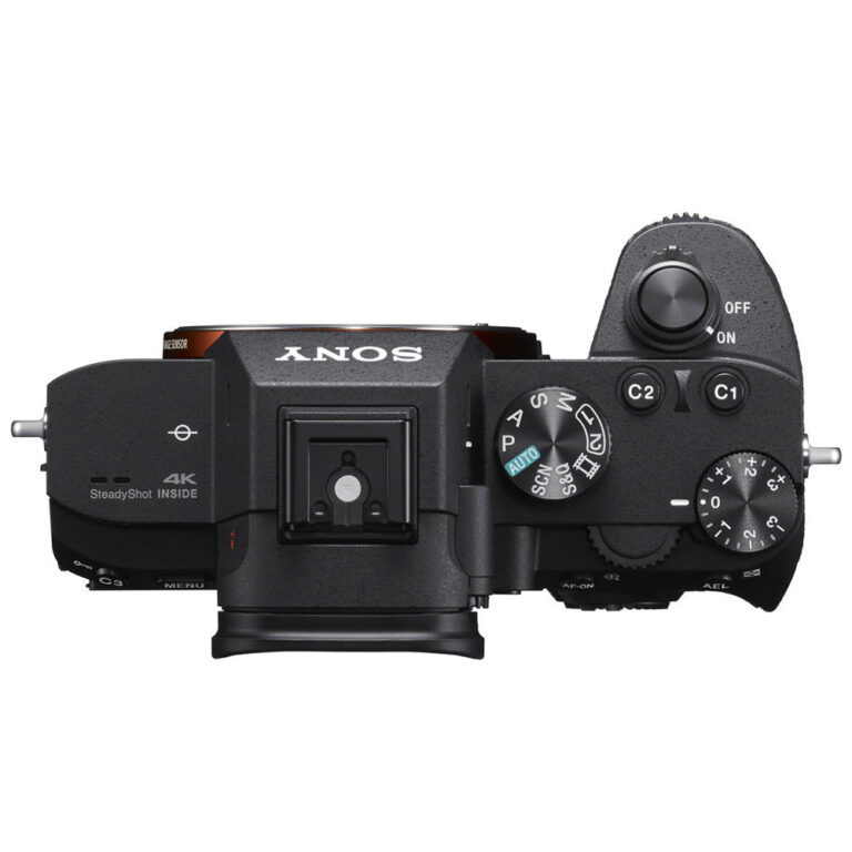 SONY α7 iii MIRRORLESS CAMERA - Image 4